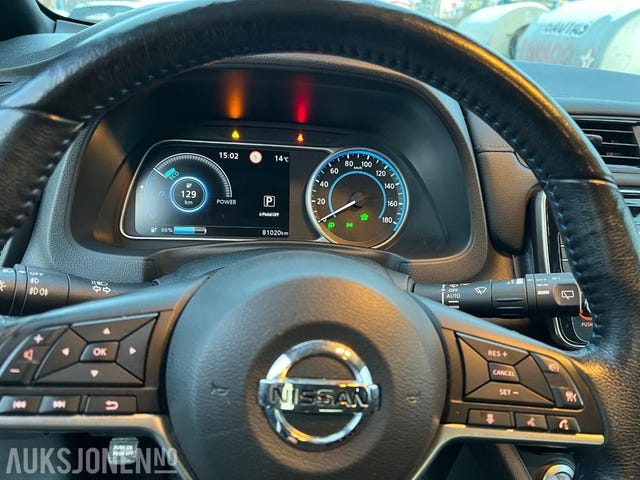 2018 NISSAN LEAF - 12