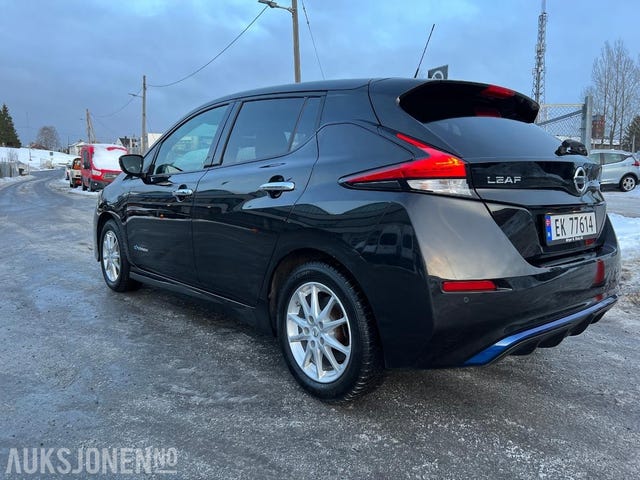 SJNFAAZE1U0007073 2018 NISSAN LEAF-5