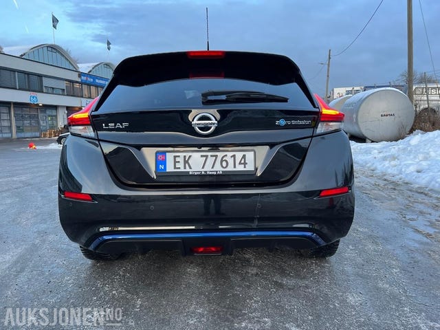 SJNFAAZE1U0007073 2018 NISSAN LEAF-4