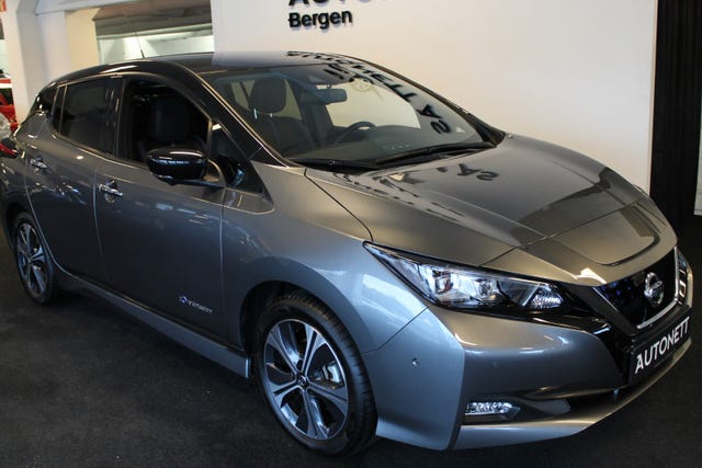 SJNFAAZE1U0085862 2019 NISSAN LEAF-2