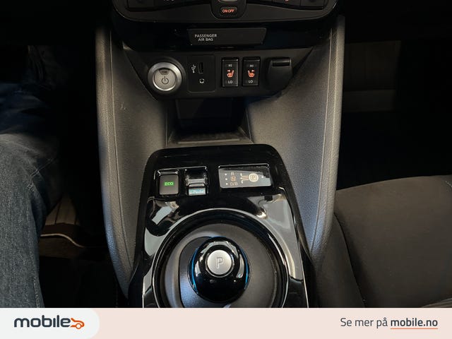 2018 NISSAN LEAF - 24