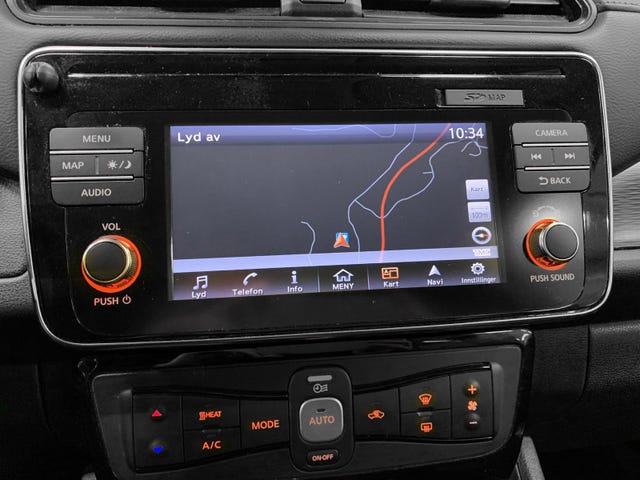 2018 NISSAN LEAF - 11
