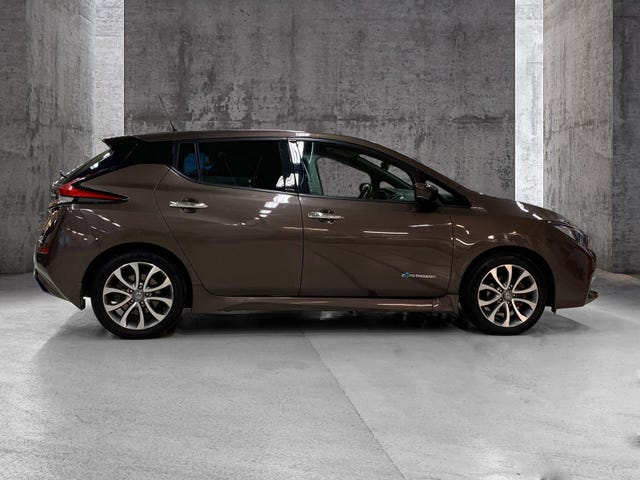 SJNFAAZE1U0008108 2018 NISSAN LEAF-2