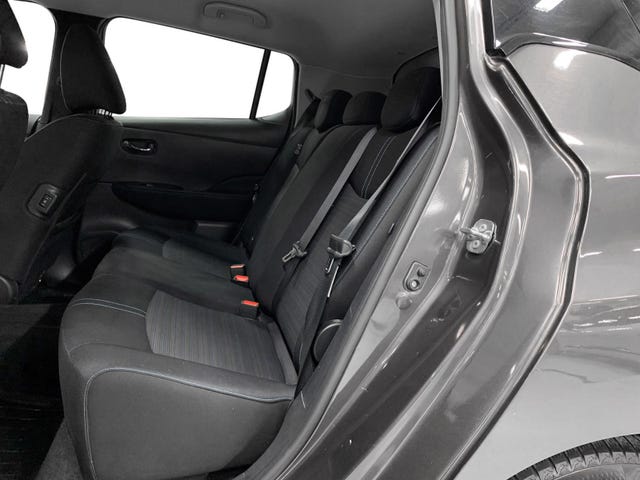 2018 NISSAN LEAF - 12