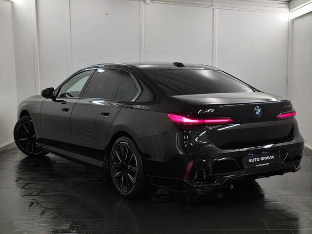 2023 BMW I7 - 8