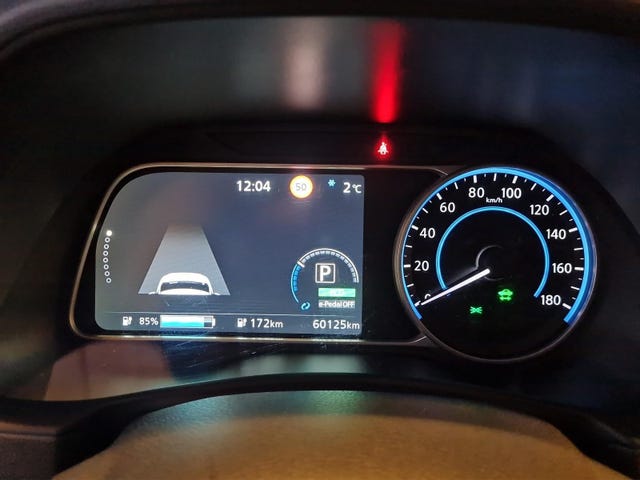 2020 NISSAN LEAF - 16