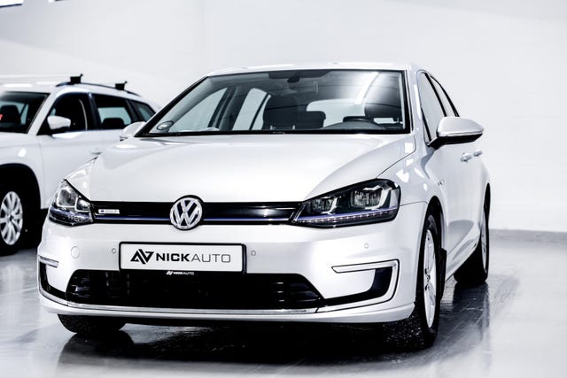 2015 VOLKSWAGEN GOLF - 11
