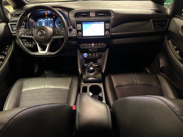 2020 NISSAN LEAF - 9