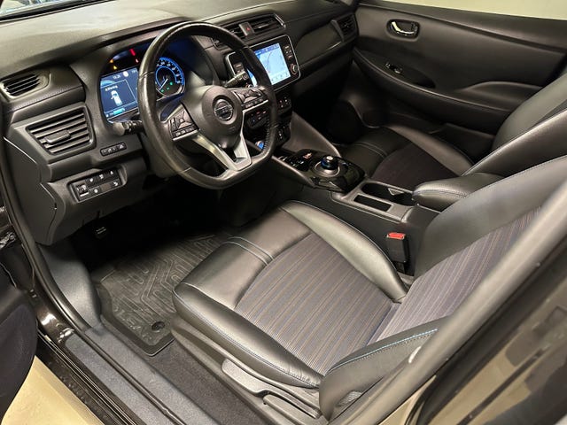 2020 NISSAN LEAF - 7