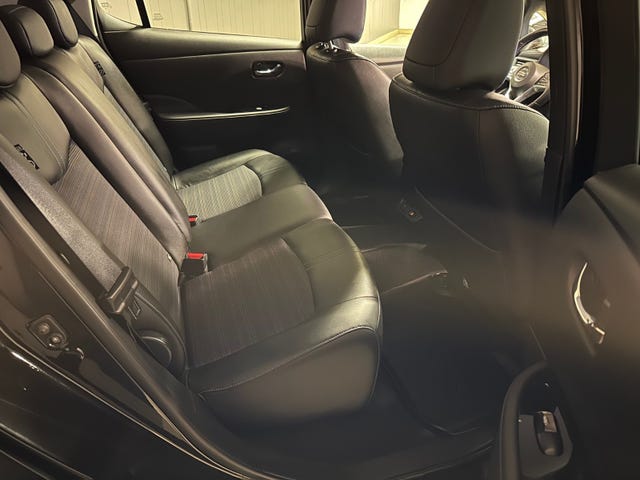 2020 NISSAN LEAF - 21