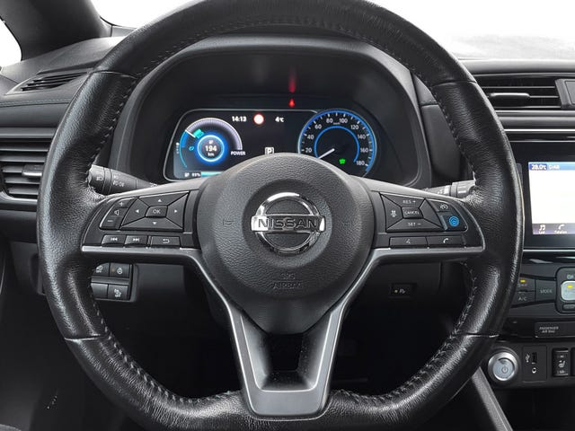 2018 NISSAN LEAF - 13