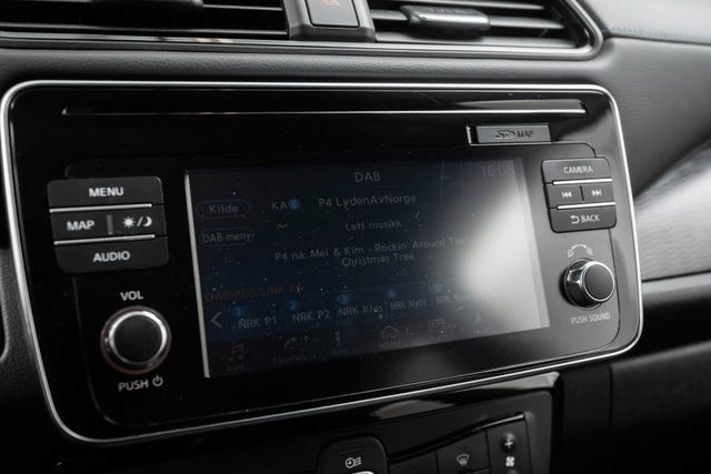 2018 NISSAN LEAF - 9