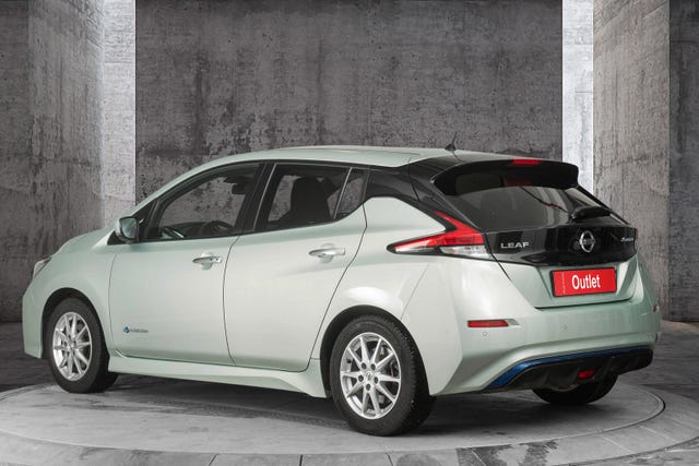 SJNFAAZE1U0010844 2018 NISSAN LEAF-3