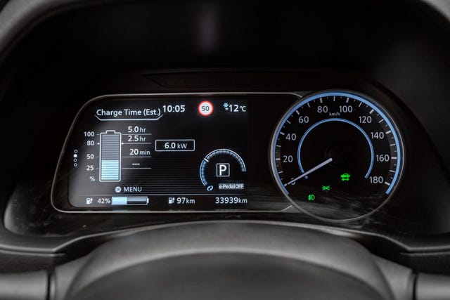 2020 NISSAN LEAF - 16