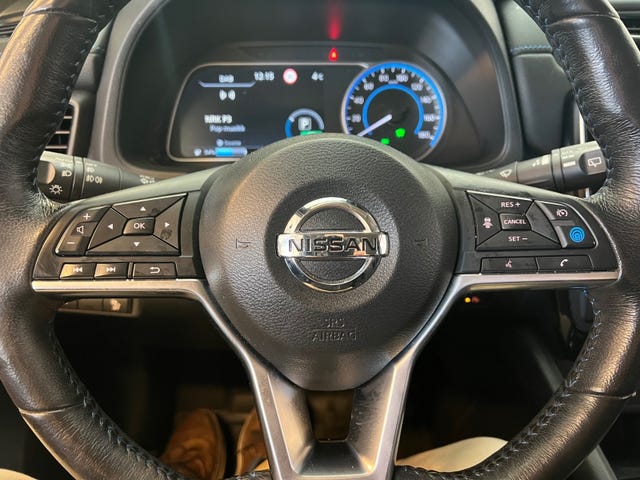 2018 NISSAN LEAF - 13