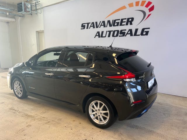 SJNFAAZE1U0013620 2018 NISSAN LEAF-5