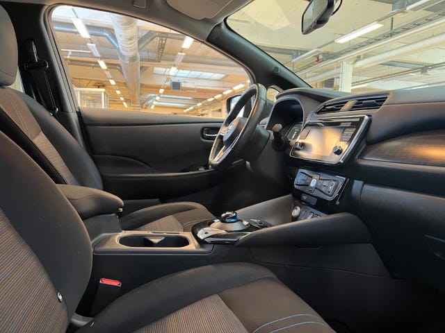 2018 NISSAN LEAF - 20