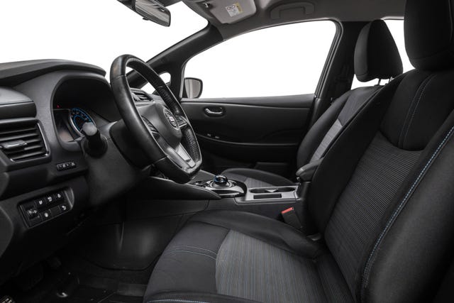 2018 NISSAN LEAF - 13