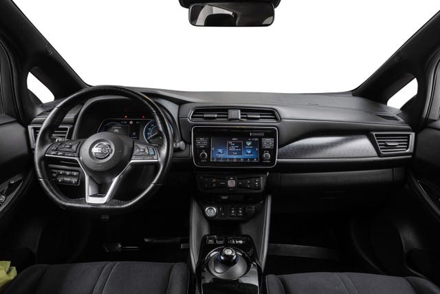 2018 NISSAN LEAF - 15