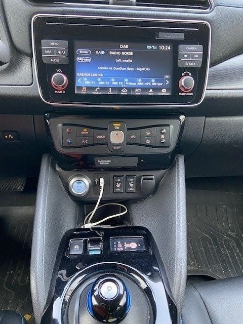 2018 NISSAN LEAF - 10