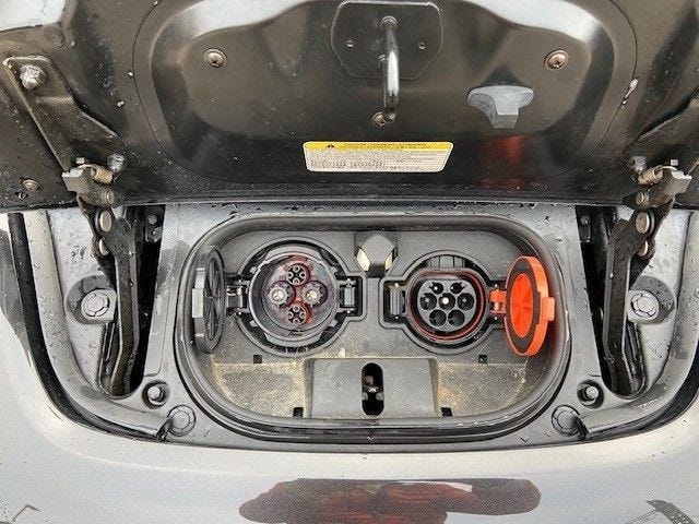 2018 NISSAN LEAF - 25