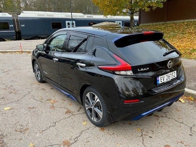 SJNFAAZE1U0033414 2018 NISSAN LEAF-2
