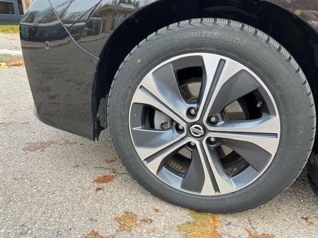 2018 NISSAN LEAF - 11