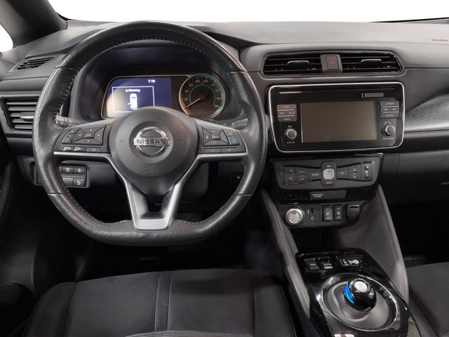 2018 NISSAN LEAF - 8