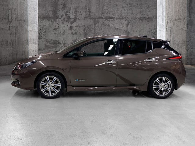 SJNFAAZE1U0009113 2018 NISSAN LEAF-2