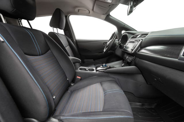2018 NISSAN LEAF - 15
