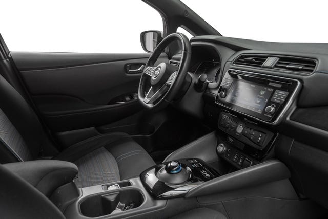 2018 NISSAN LEAF - 16
