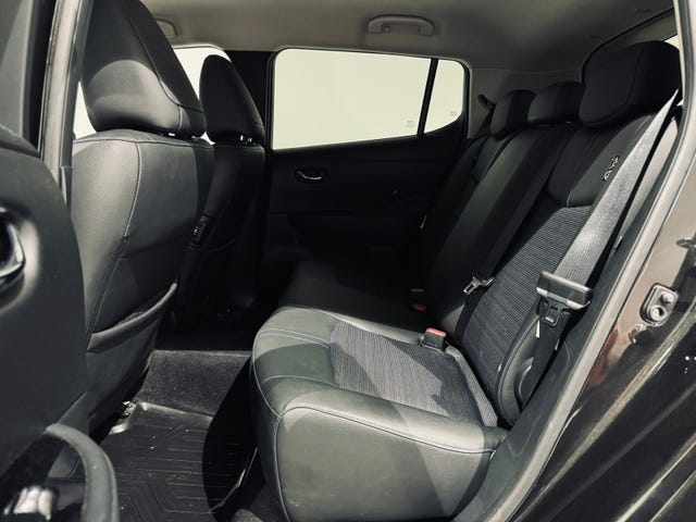 2018 NISSAN LEAF - 13