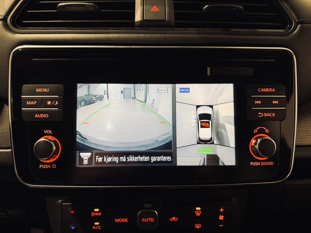 2018 NISSAN LEAF - 24