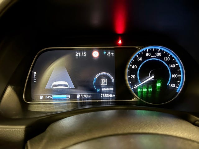 2018 NISSAN LEAF - 14
