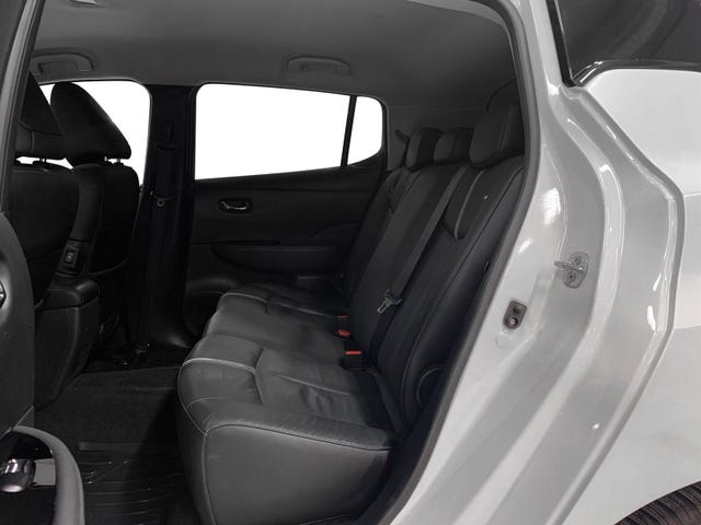 2018 NISSAN LEAF - 11