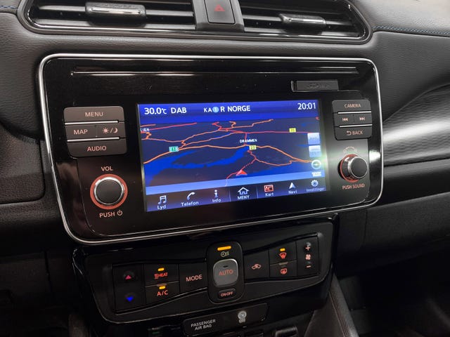 2018 NISSAN LEAF - 8