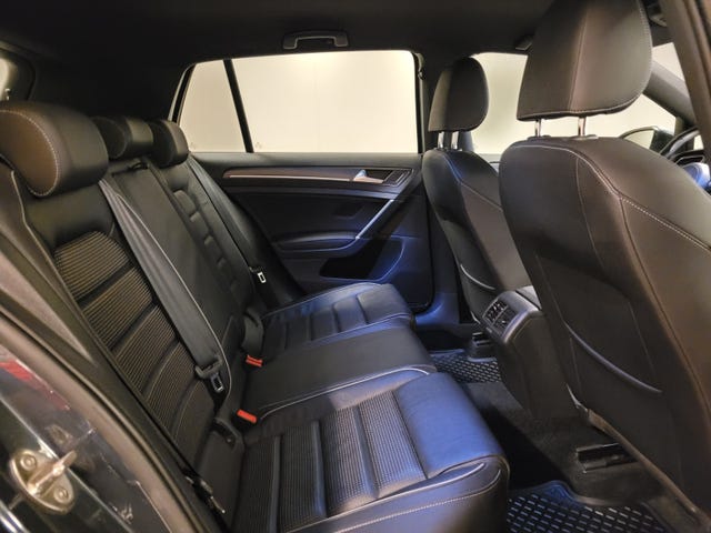 2018 VOLKSWAGEN GOLF - 20