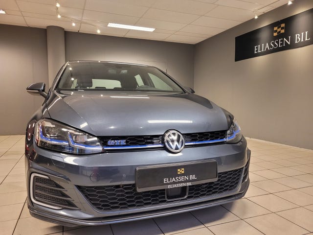 2018 VOLKSWAGEN GOLF - 12