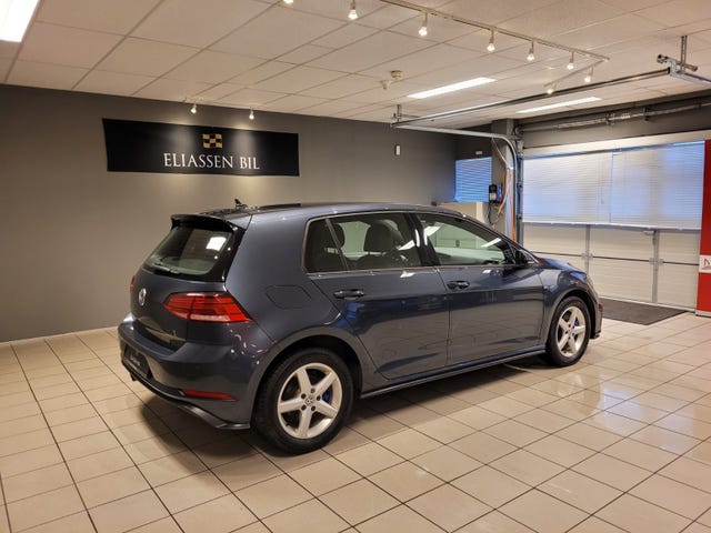 WVWZZZAUZHW852653 2018 VOLKSWAGEN GOLF-5