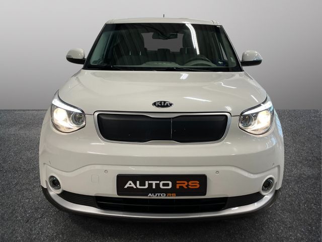 KNAJX81EFH7018393 2017 KIA SOUL-1