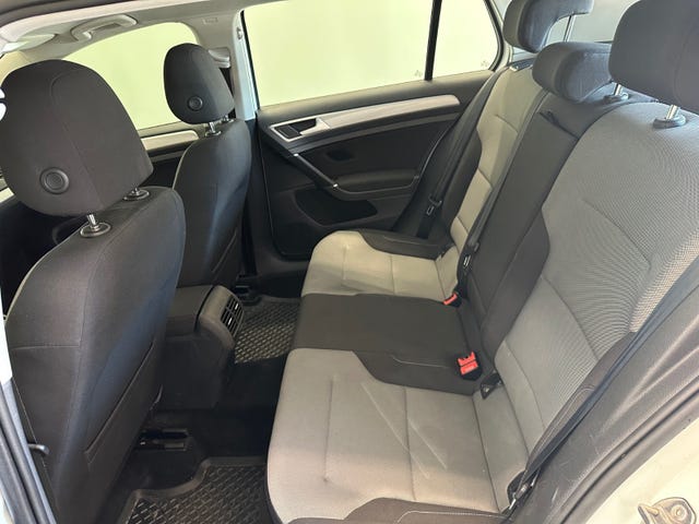 2015 VOLKSWAGEN GOLF - 17