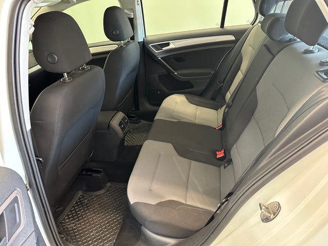 2015 VOLKSWAGEN GOLF - 20