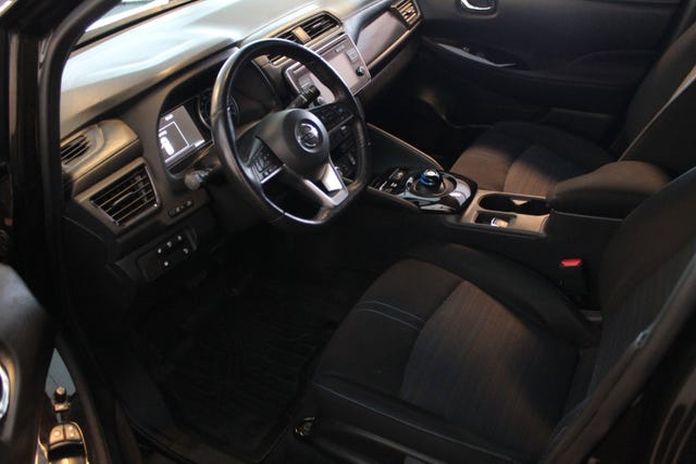 2018 NISSAN LEAF - 9
