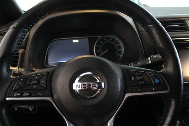 2018 NISSAN LEAF - 10
