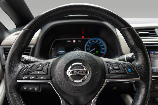 2018 NISSAN LEAF - 13