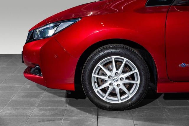 2018 NISSAN LEAF - 23