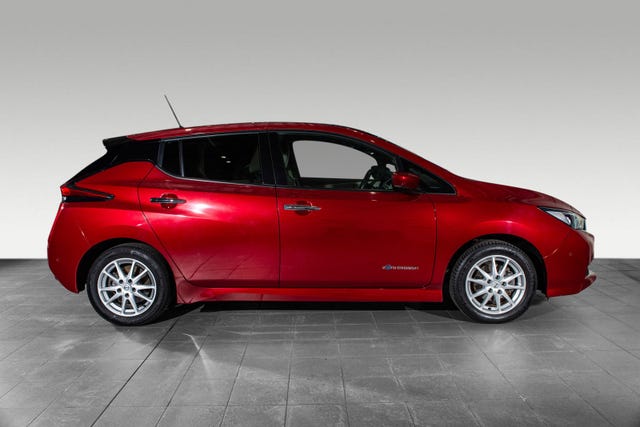 SJNFAAZE1U0023160 2018 NISSAN LEAF-5