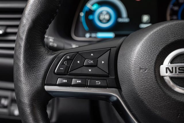 2020 NISSAN LEAF - 13