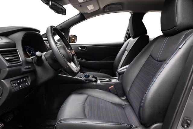 2020 NISSAN LEAF - 9