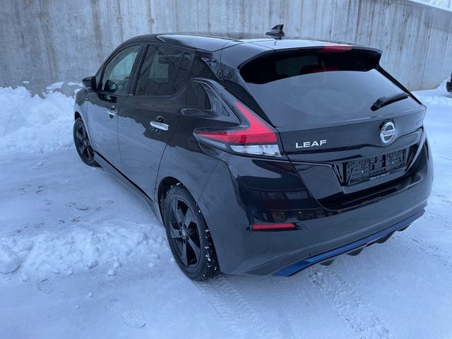 2020 NISSAN LEAF - 23